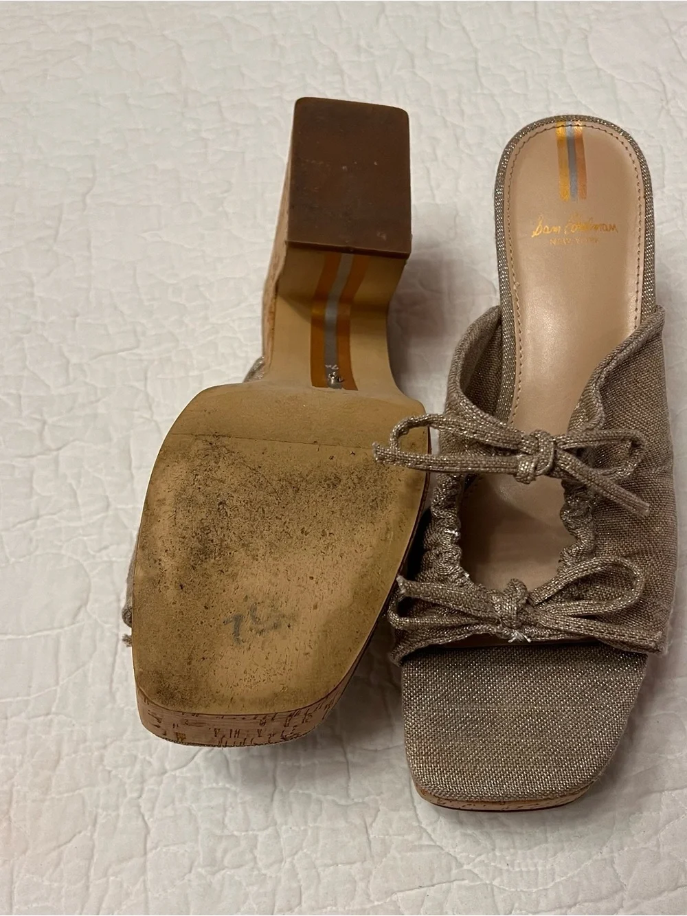 Sam Edelman gold / tan  dove platform wedge sandals size 7.5 cork & fabric made